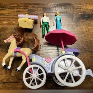 🏠 Fisher-Price Loving Family Sweet Streets Horse Carriage